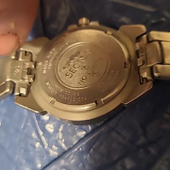 Sector No Limits 550 SWISS MADE Diver's Wristwatch - Picture 3 of 3